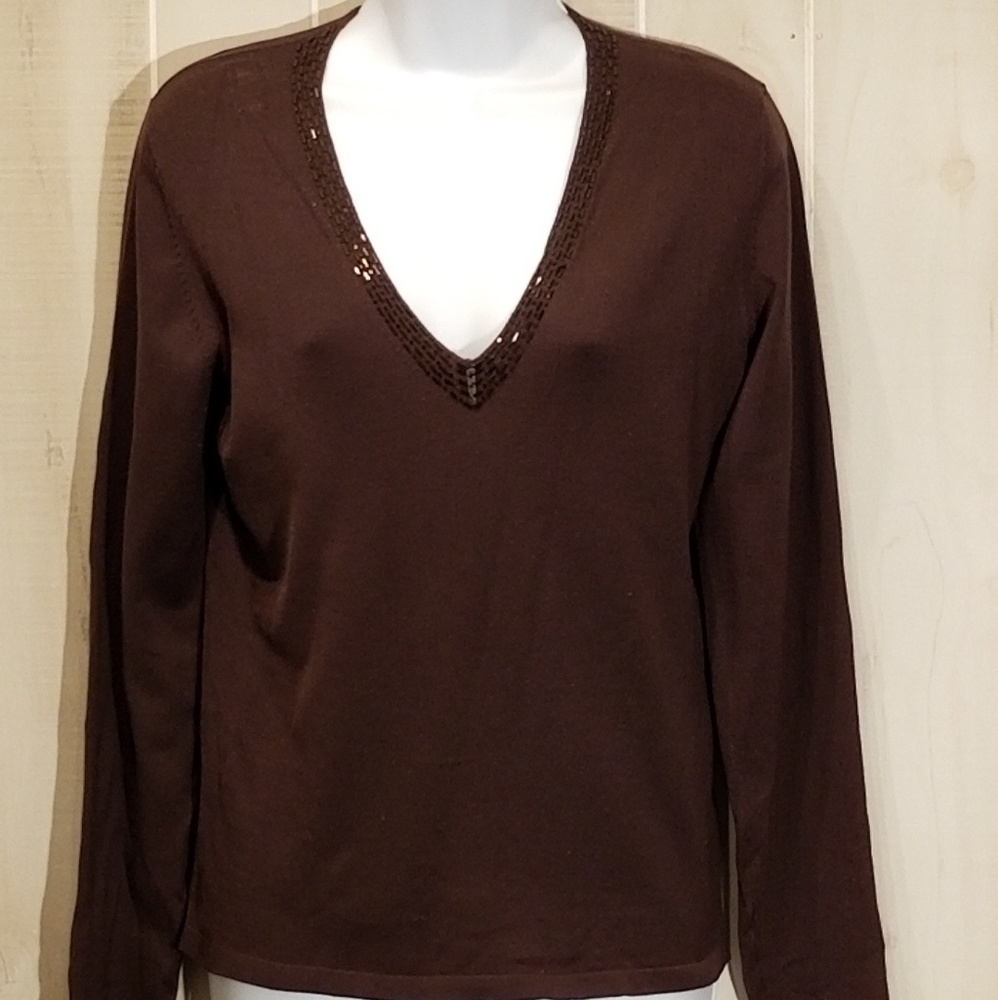 Pullover top